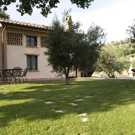 Semesterbostad Casale Giorgio Bilo Patio 5 Sleeps Agello